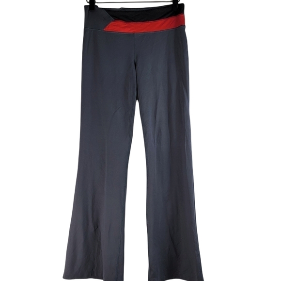 ๐ข 3 for $30๐ข VICTORIA SECRET VSX FLARE FIT YOGA & EXERCISE PANTS / LEGGINGS - Picture 1 of 9